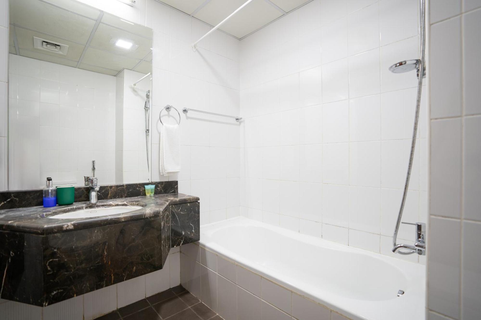Rh- Perfect Downtown Getaway For Couple, Near Dubai Mall Buitenkant foto
